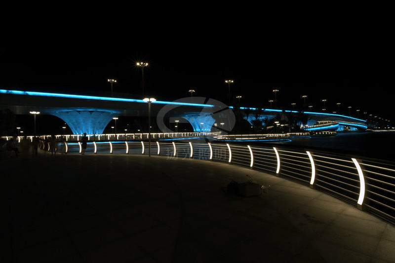 桥梁亮化工程夜景图